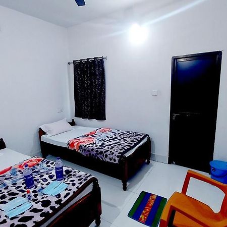 Nilam Guest House بود جايا المظهر الخارجي الصورة
