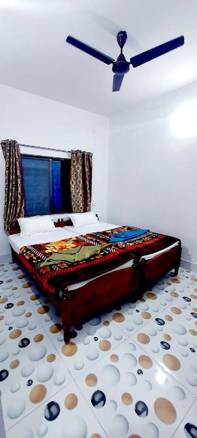 Nilam Guest House بود جايا المظهر الخارجي الصورة